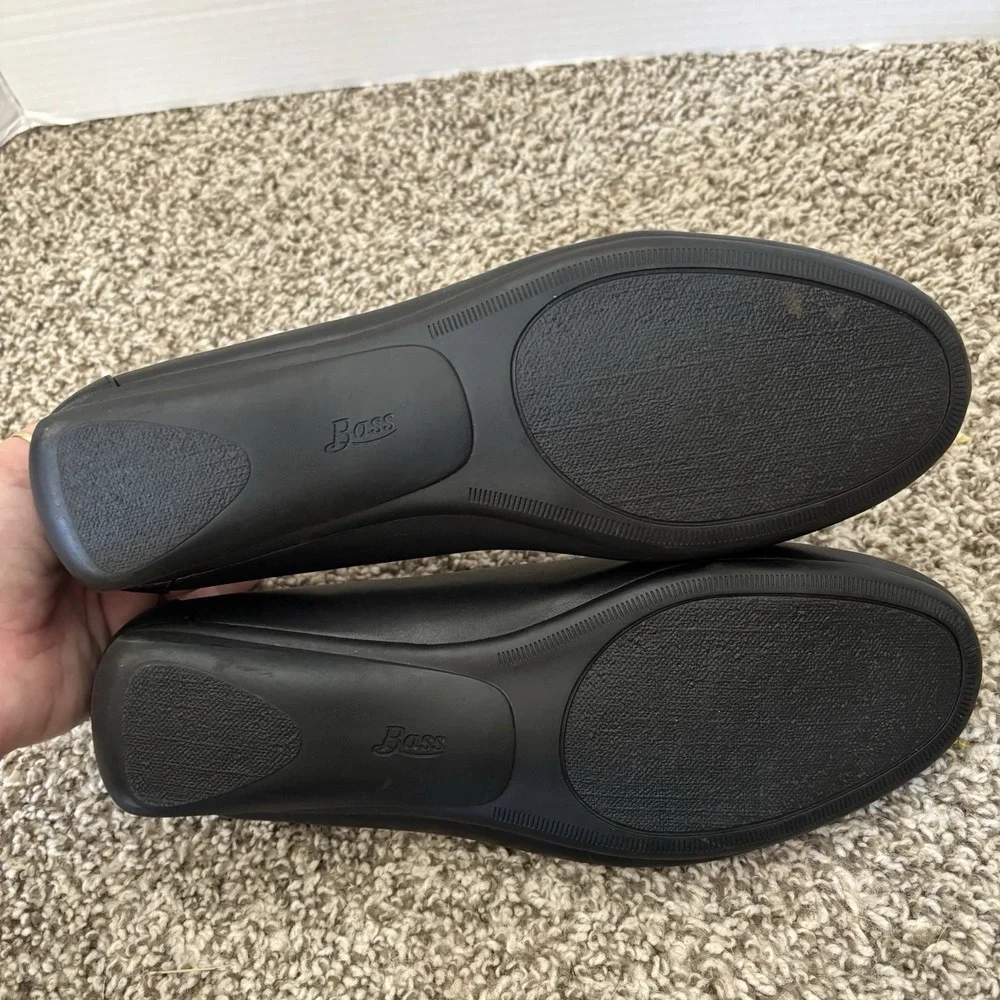 Sz 11M  Womens Bass Black Nicki Leather Slip On Shoes Go To Comfort